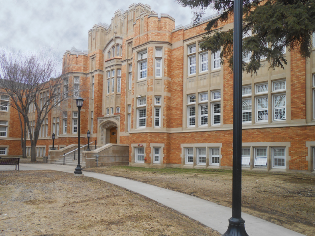 Menelusuri Kualitas Pendidikan 19 SMA Terbaik di Saskatoon